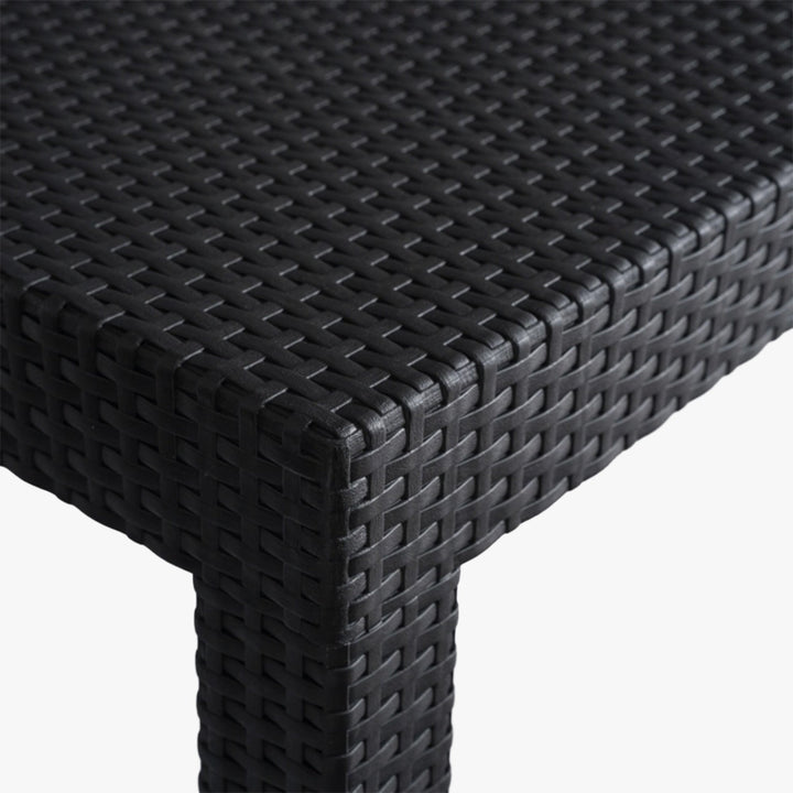 BRENTA Ensemble de mobilier de jardin 4 places avec table noir - AMIRELLI