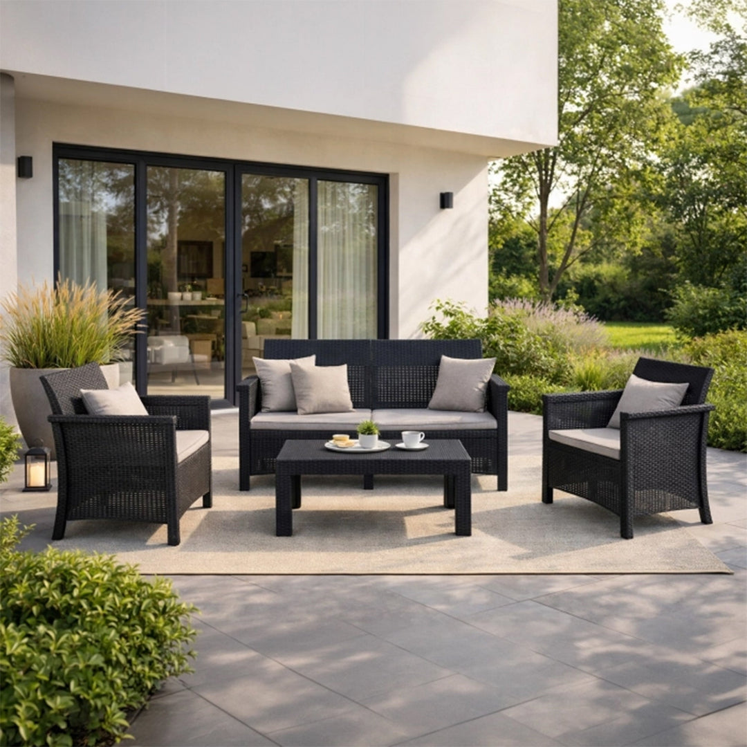 BRENTA Ensemble de mobilier de jardin 4 places avec table noir - AMIRELLI