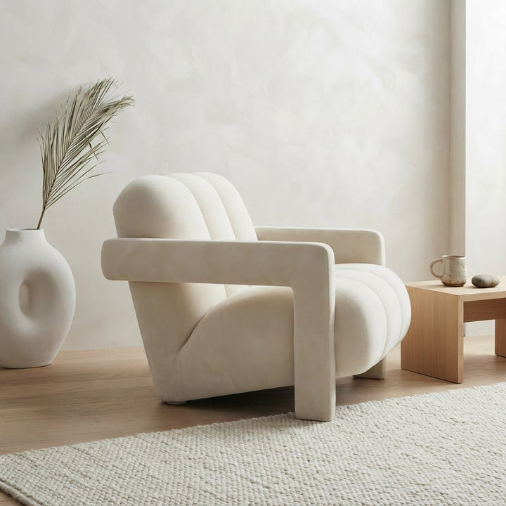 HAORA – Fauteuil Design Contemporain en Tissu Bouclette - AMIRELLI