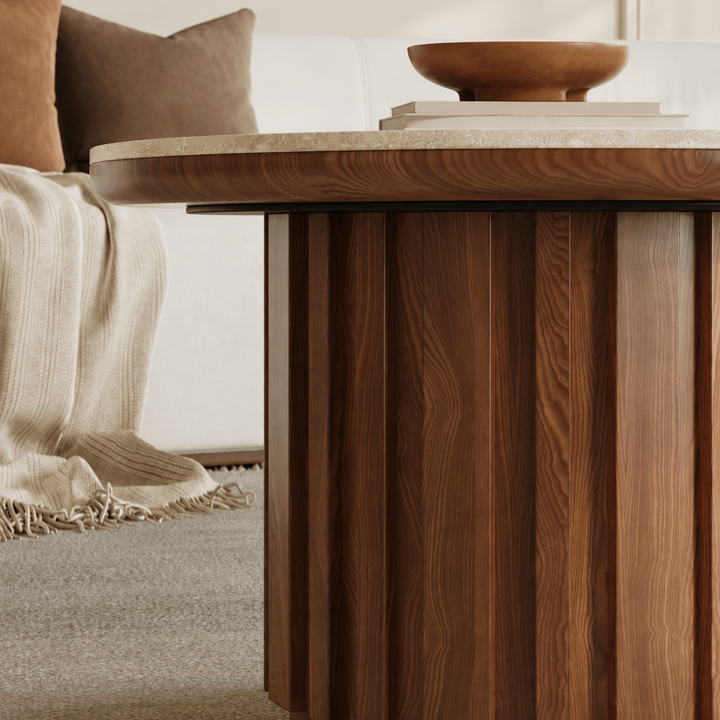 Table basse cannelée Aura 70 cm ronde en bois de frêne noyer avec plateau en pierre frittée - AMIRELLI