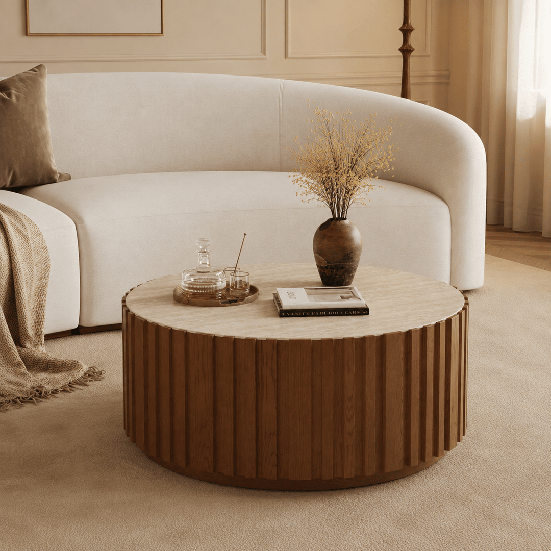 Table basse ronde Aura 35" en bois de frêne à lattes avec plateau en pierre frittée brown - AMIRELLI